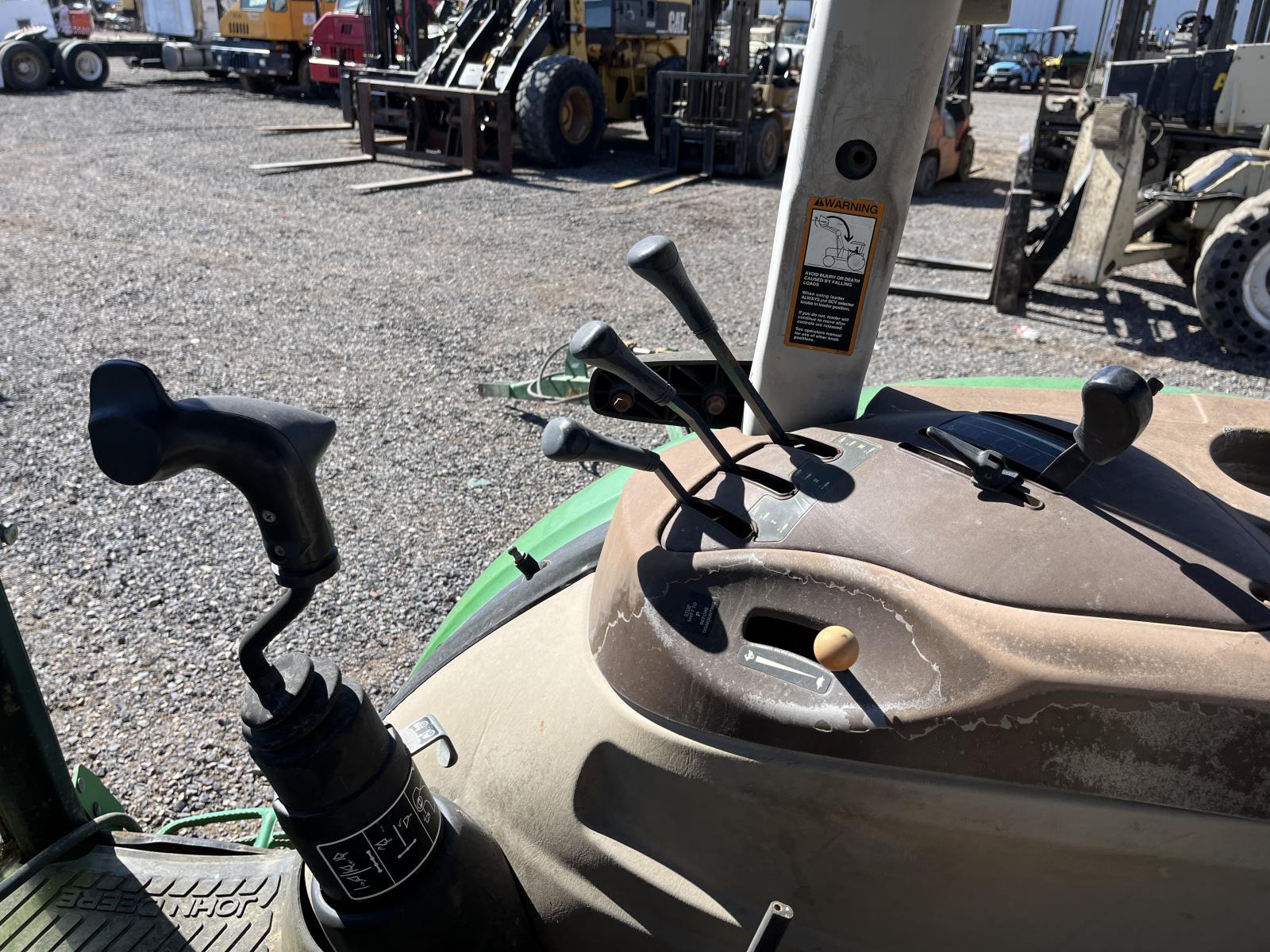 ./imagenes/INVOICE/2019/17964/JOHN DEERE 5525 (7).JPG